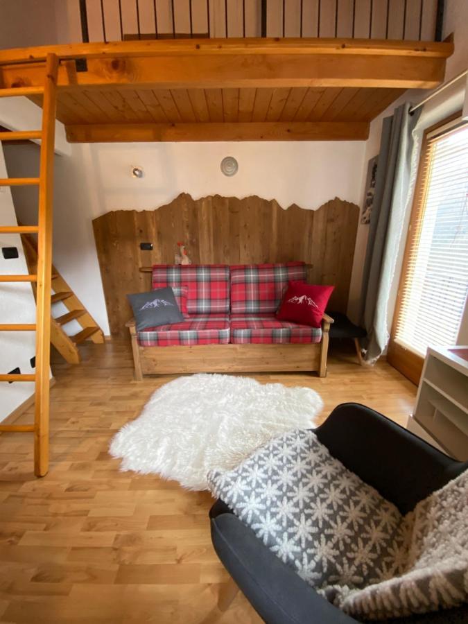 Ferienwohnung La Guida E L'Architetto Saint-Rhemy-En-Bosses Exterior foto